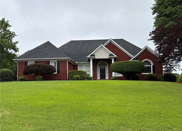 Property at 411 Hickory Fairway Ct, Woodstock, GA 30188, 7 beds, 5.5 baths