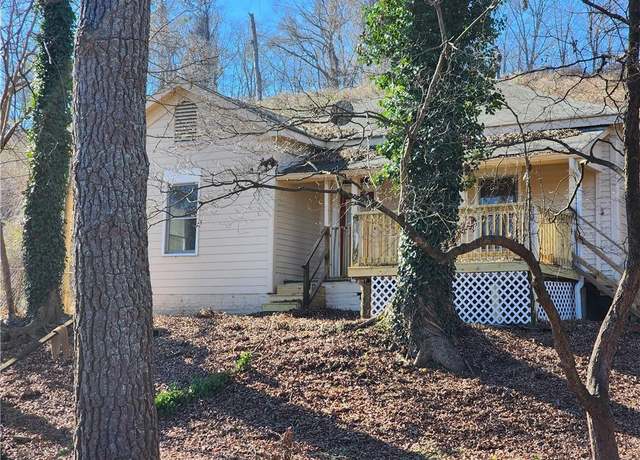 Property at 200 Cave Spring St SW, Rome, GA 30161, 2 beds, 1 bath