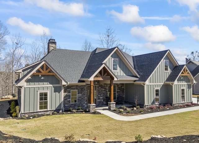 Property at 410 Edgewater Trl, Toccoa, GA 30577, 4 beds, 3.5 baths