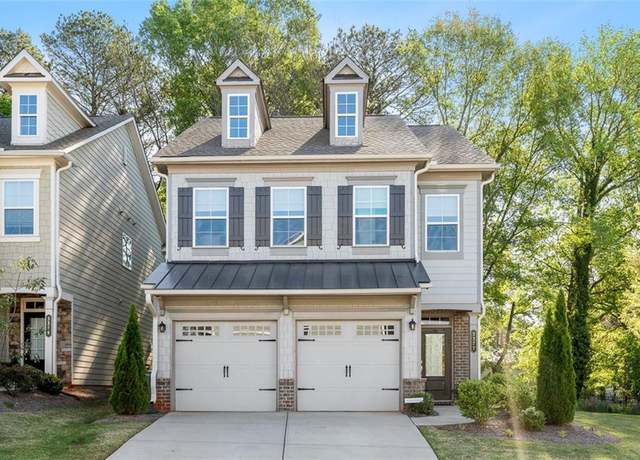Property at 3377 Park Pointe Cir, Scottdale, GA 30079, 4 beds, 2.5 baths