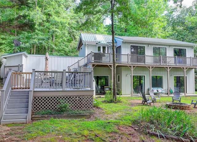 Property at 1228 Seven Forks Rd, Martin, GA 30557, 3 beds, 2.5 baths