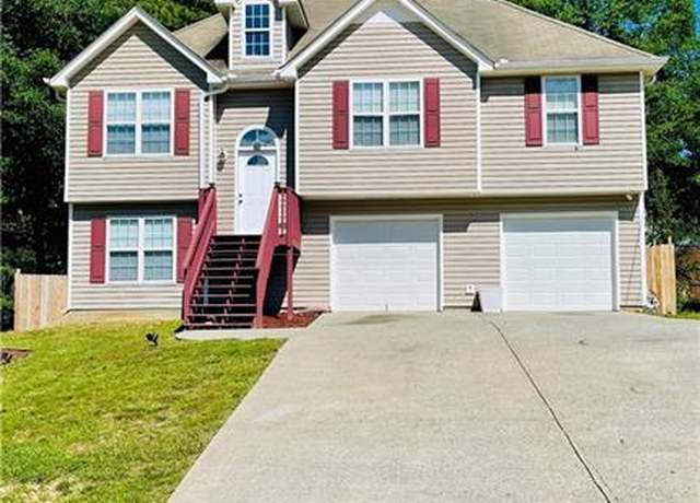 Property at 350 Fall View Ct, Winder, GA 30680, 4 beds, 3 baths