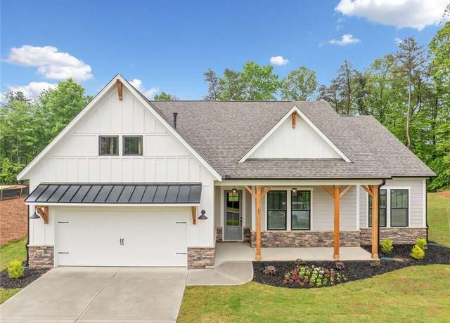 Property at 214 Summit View Ln, Ellijay, GA 30540, 3 beds, 2.5 baths