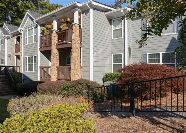 Property at 1102 Madison Ln SE #1102, Smyrna, GA 30080, 3 beds, 2 baths
