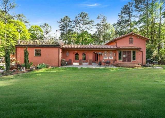 Property at 733 S Pine Hill Rd, Griffin, GA 30224, 4 beds, 3 baths