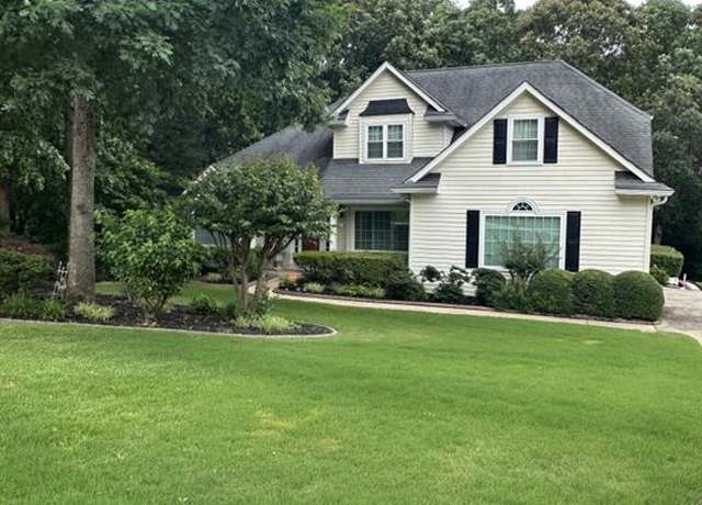 Property at 9707 Squirrel Wood Run, Douglasville, GA 30135, 5 beds, 3.5 baths
