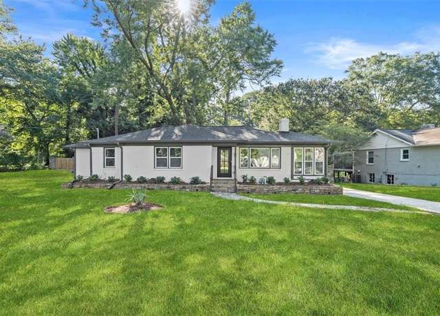 Property at 1340 Downs Dr SW, Atlanta, GA 30311, 3 beds, 2 baths