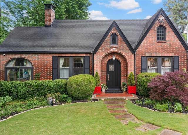 Property at 557 E Wesley Rd NE, Atlanta, GA 30305, 4 beds, 3.5 baths