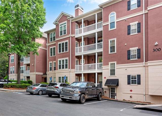 Property at 324 Ashford Cir, Atlanta, GA 30338, 2 beds, 2 baths