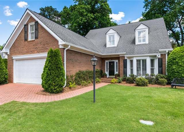 Property at 567 N Palisades Cir SE, Marietta, GA 30067, 3 beds, 3.5 baths