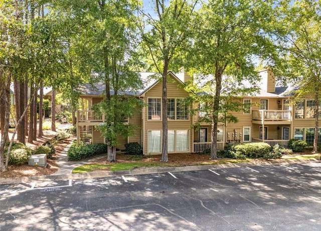 Property at 307 Country Park Dr SE, Smyrna, GA 30080, 2 beds, 2 baths
