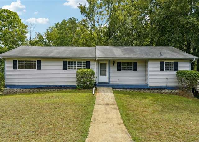 Property at 2415 Wales Dr, Austell, GA 30106, 3 beds, 2 baths