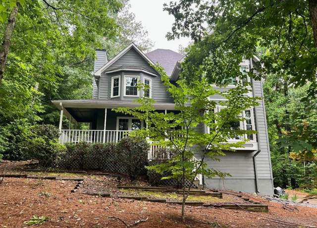 Property at 405 W Leslie Ct, Woodstock, GA 30188, 3 beds, 2.5 baths