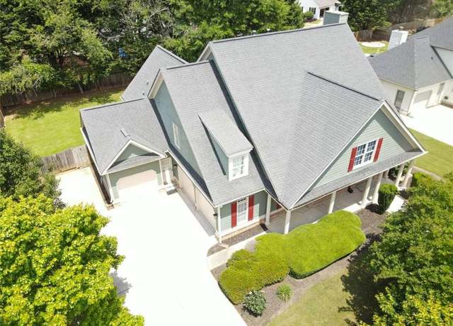 Property at 330 Bay Grove Rd, Loganville, GA 30052, 5 beds, 4.5 baths