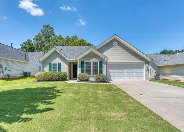 Property at 170 Lake Cove Approach, Newnan, GA 30265, 3 beds, 2 baths