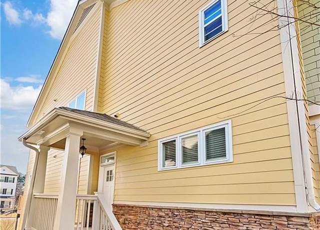 Property at 3628 Princeton Ave, Atlanta, GA 30337, 2 beds, 2.5 baths