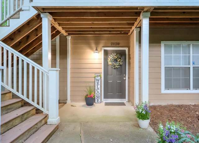 Property at 2120 River Heights Walk SE, Marietta, GA 30067, 2 beds, 2 baths