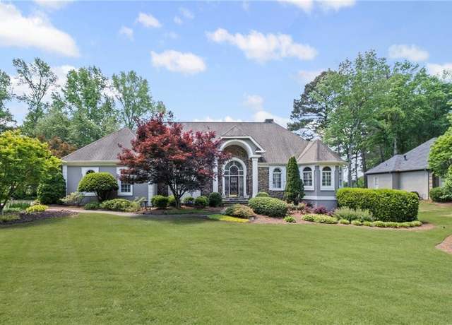 Property at 6725 Polo Dr, Cumming, GA 30040, 4 beds, 4.5 baths