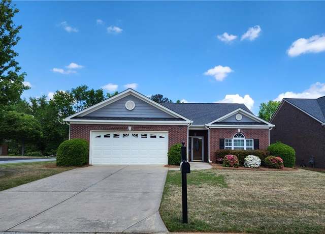 Property at 1705 Rolling View Dr, Cumming, GA 30040, 3 beds, 2 baths