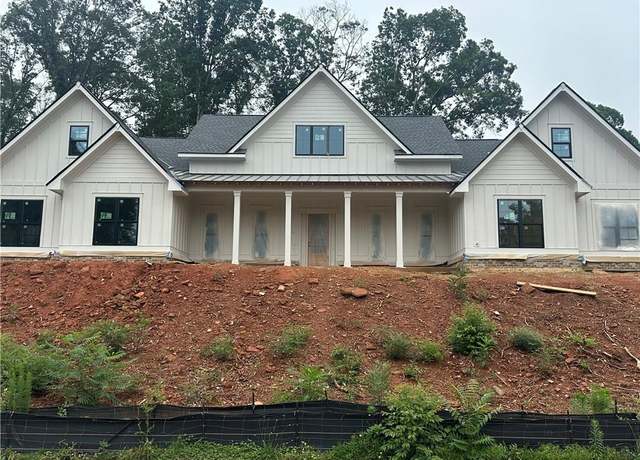 Property at 1534 Red Cedar Rd, Commerce, GA 30530, 4 beds, 4.5 baths