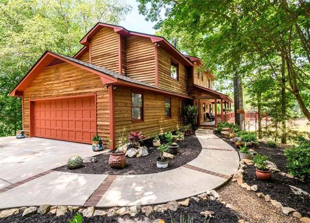 Property at 4955 H D Atha Rd, Covington, GA 30014, 5 beds, 4.5 baths