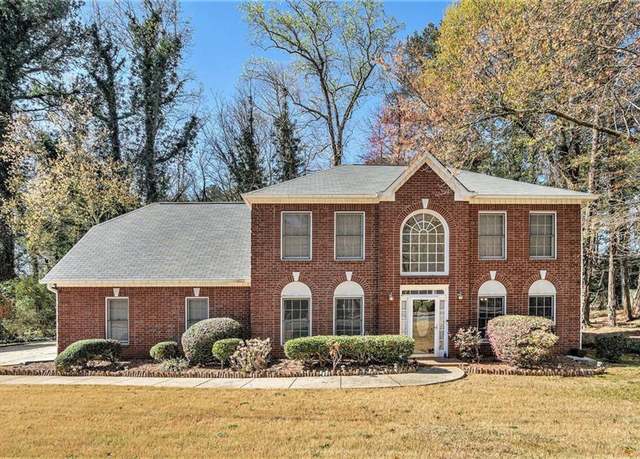Property at 5110 Montcalm Dr SW, Atlanta, GA 30331, 4 beds, 2.5 baths