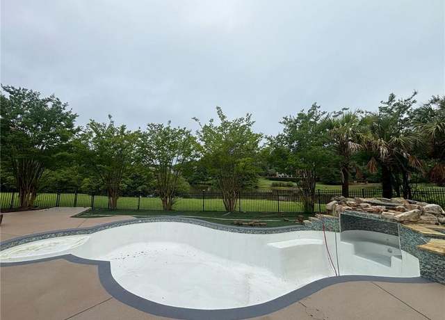 Property at 2609 Jacobs Crest Cv, Grayson, GA 30017, 7 beds, 4.5 baths