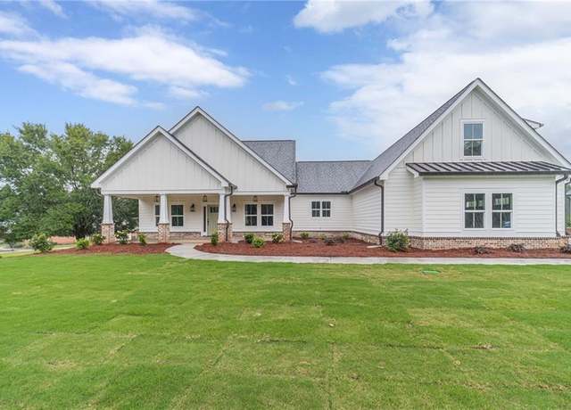 Property at 1290 Grapevine Trl, Monroe, GA 30656, 4 beds, 3.5 baths
