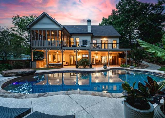 Property at 1556 Gaylor Dr SE, Smyrna, GA 30082, 4 beds, 4.5 baths