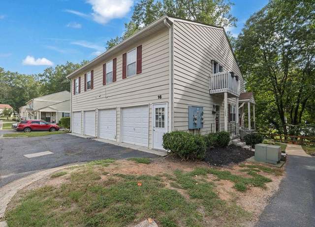Property at 1355 Old Coach Rd SW, Marietta, GA 30008, 2 beds, 1 bath