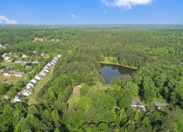 Property at 711 S Pine Hill Rd, Griffin, GA 30224, 3 beds, 1 bath