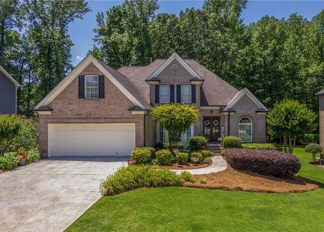 Property at 1668 Macy Ln, Lawrenceville, GA 30043, 4 beds, 3.5 baths