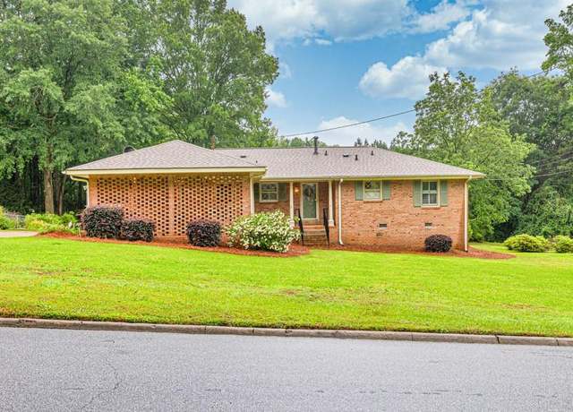 Property at 8140 Wood St SE, Covington, GA 30014, 3 beds, 1 bath