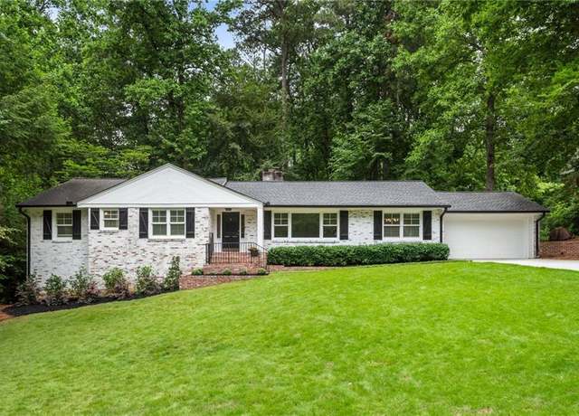 Property at 3042 Argonne Dr, Atlanta, GA 30305, 3 beds, 3.5 baths