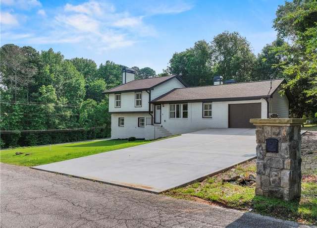 Property at 5209 Byers Rd, Gainesville, GA 30504, 4 beds, 2 baths