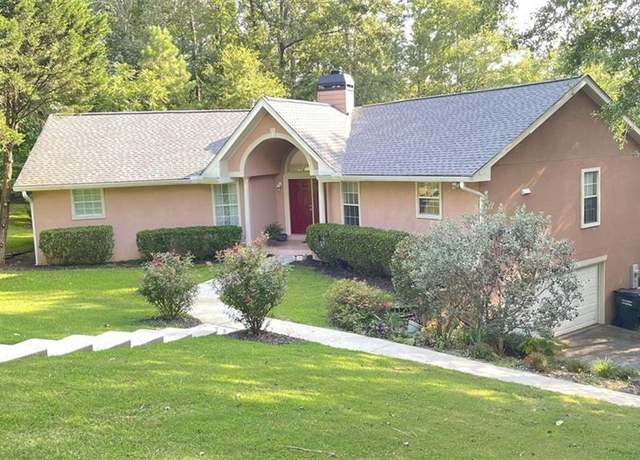 Property at 4221 Riverlake Way, Snellville, GA 30039, 3 beds, 2 baths