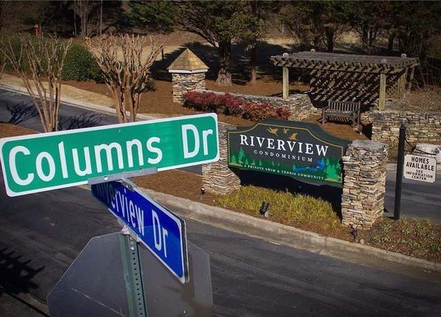 Property at 1406 Riverview Dr SE, Marietta, GA 30067, 1 bed, 1 bath