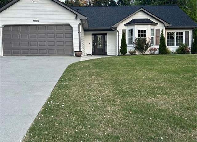 Property at 2845 Hamil Chase Dr, Buford, GA 30519, 4 beds, 3 baths