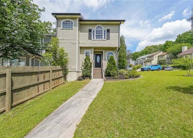 Property at 900 Mill Stone Dr, Marietta, GA 30062, 3 beds, 2.5 baths