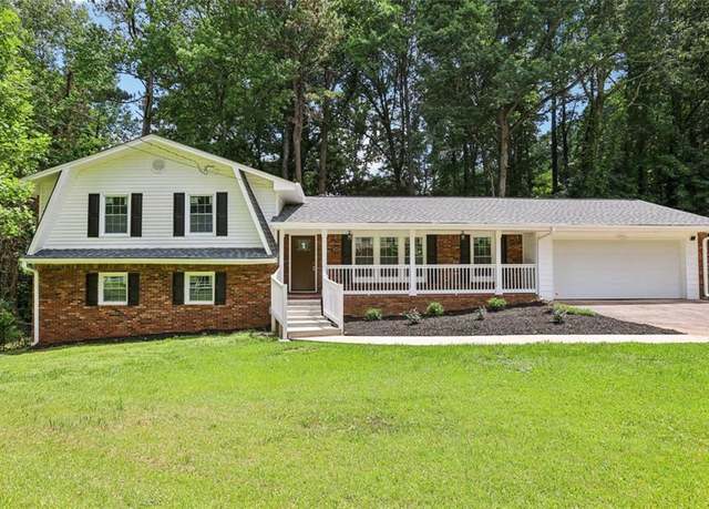 Property at 6000 Malibu Drive Dr, Morrow, GA 30260, 5 beds, 3 baths