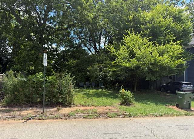 Property at 640 Smith St SW, Atlanta, GA 30312