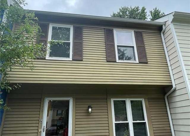 Property at 3176 Shadow Walk Ln, Tucker, GA 30084, 2 beds, 2.5 baths