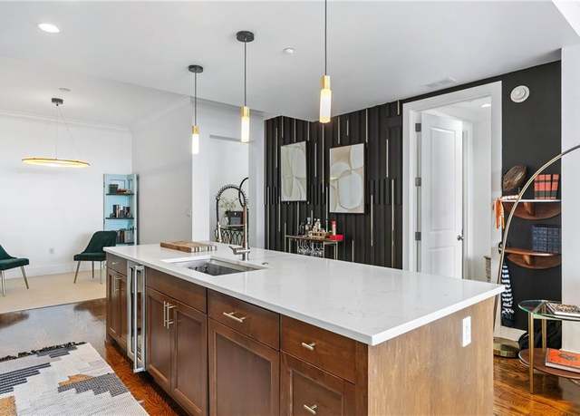 Property at 3630 Peachtree Rd NE #2005, Atlanta, GA 30326, 2 beds, 2 baths