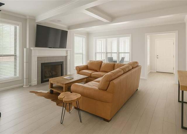 Property at 802 Lismore SE #2, Smyrna, GA 30080, 2 beds, 2 baths