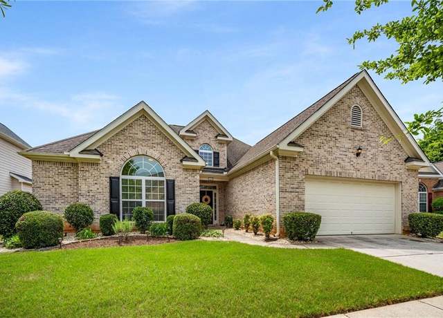 Property at 7994 Larksview Dr, Fairburn, GA 30213, 3 beds, 2.5 baths