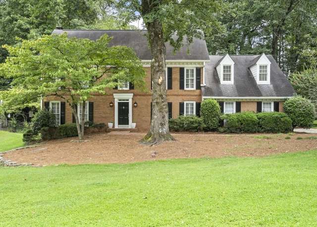 Property at 6915 Hunters Knl, Sandy Springs, GA 30328, 4 beds, 3.5 baths