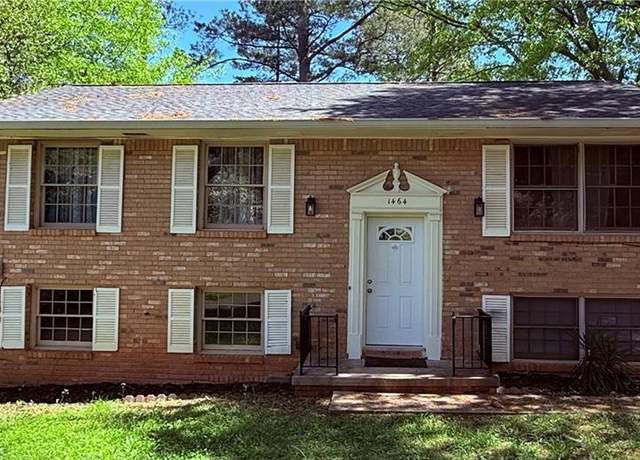 Property at 1464 Colony East Cir, Stone Mountain, GA 30083, 4 beds, 2.5 baths