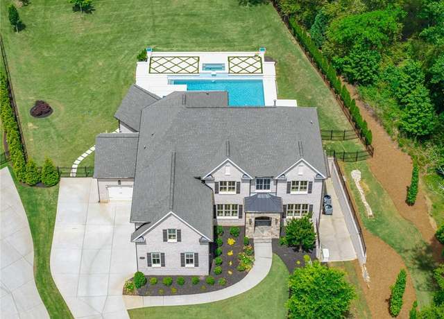 Property at 2535 Lake View Ct, Milton, GA 30004, 5 beds, 5.5 baths