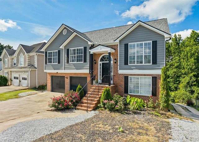 Property at 680 Harbor Point Ct, Lawrenceville, GA 30044, 5 beds, 3 baths
