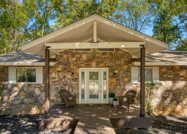 Property at 3112 Lake Ranch Dr, Gainesville, GA 30506, 4 beds, 3 baths